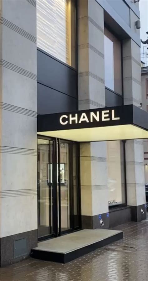 Chanel Boutique Saint Petersburg 